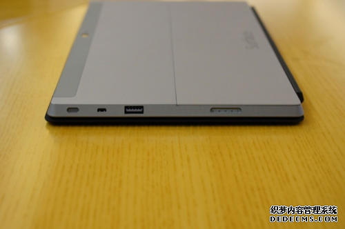 Surface 2������Surface RT�Ա�