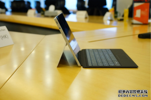 Surface 2������Surface RT�Ա�